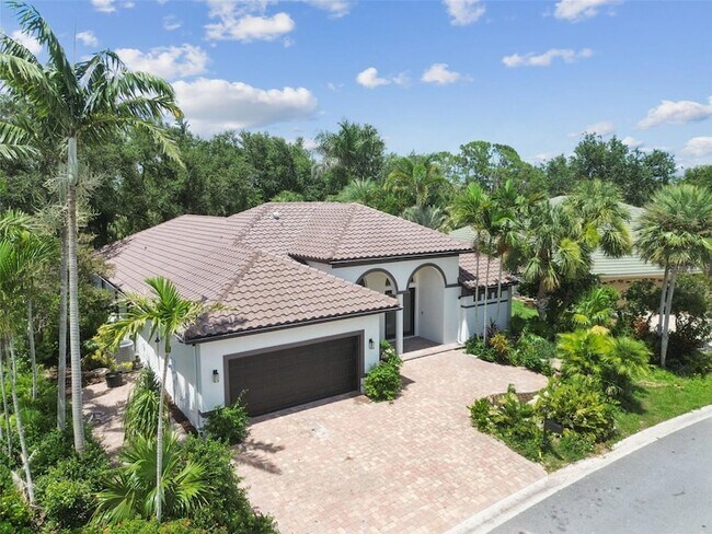 Building Photo - 13792 Long Lake Ln