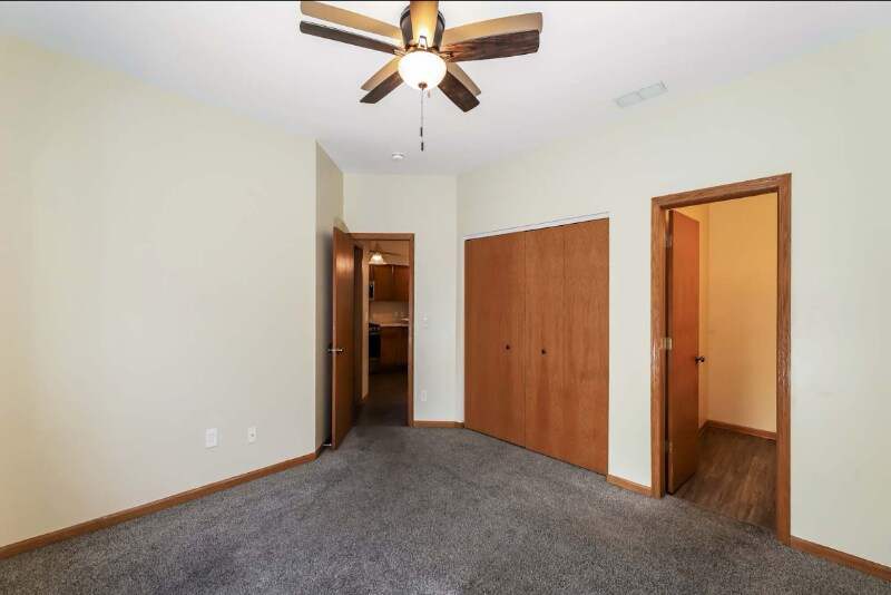 Building Photo - 3208 Hidden Bluff Trail