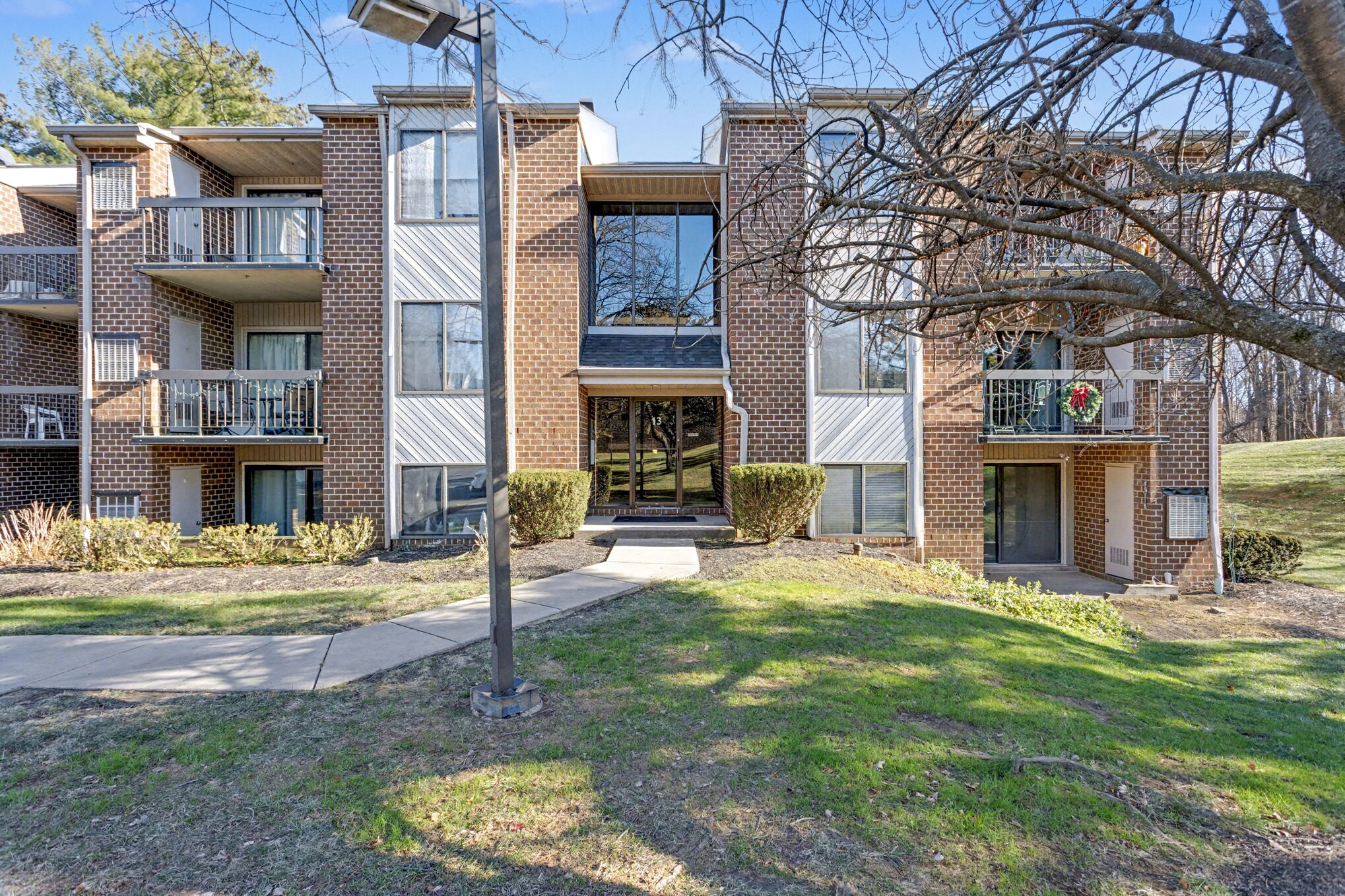 Building Photo - 13 Mullingar Ct