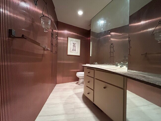 Building Photo - 108 Timberlake Ct