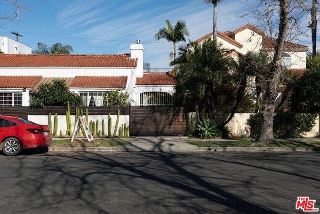 Building Photo - 6501 Drexel Ave