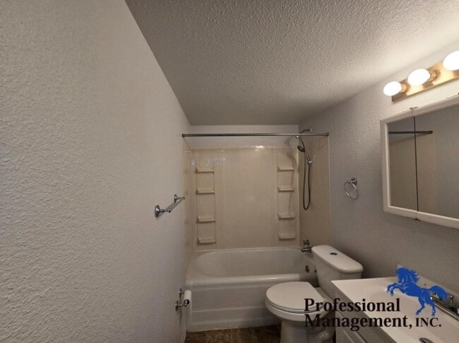 Building Photo - 2 bedroom in Billings MT 59101