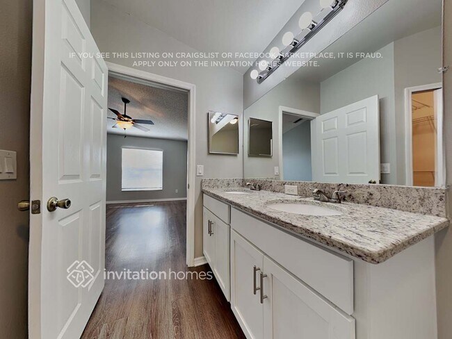 Building Photo - 4831 Manchester Dr