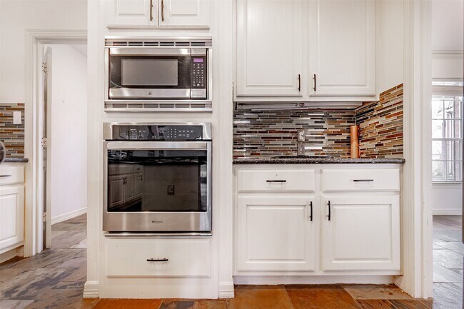 Building Photo - 3204 Canvasback St