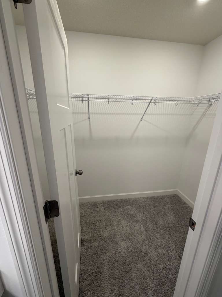 Building Photo - 10604 Heron Ave S