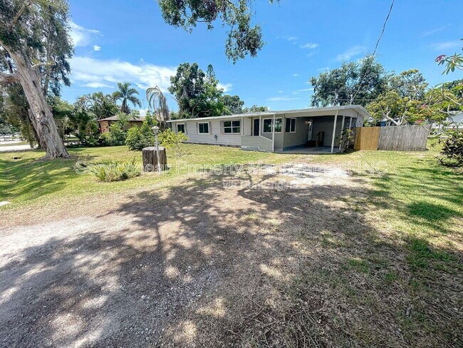 Building Photo - 4722 Harris Ave