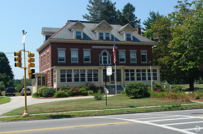 Primary Photo - 361 High St