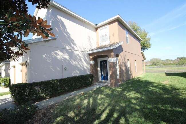 Building Photo - 3773 Clubside Pointe Dr