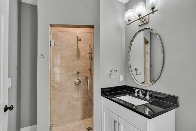 Building Photo - 121 Taylor Farm Rd