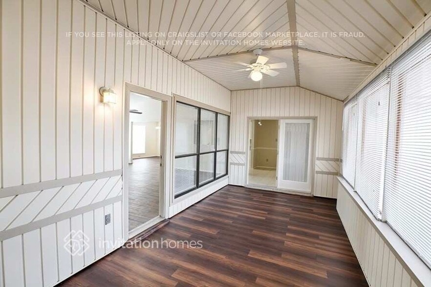 Building Photo - 1337 Colmar Dr