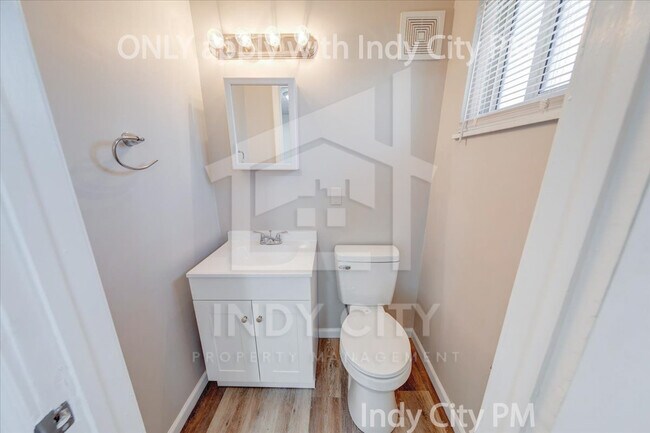 Building Photo - 5120 Reeder St