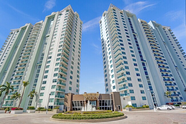 Building Photo - 2641 N Flamingo Rd