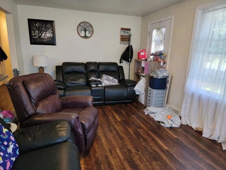 Building Photo - 104 Nancy Dr