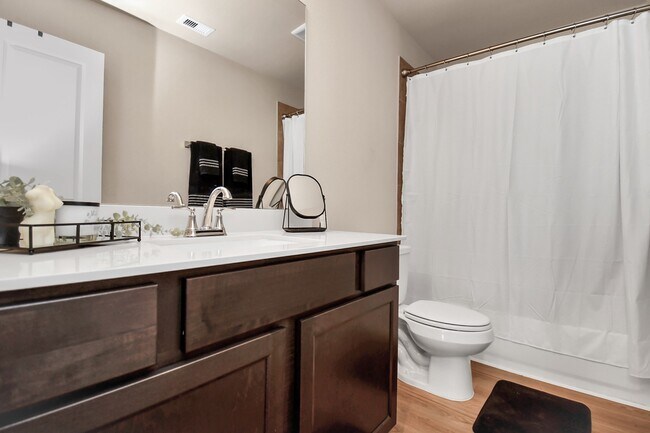 Building Photo - 11834 Beachberry Dr