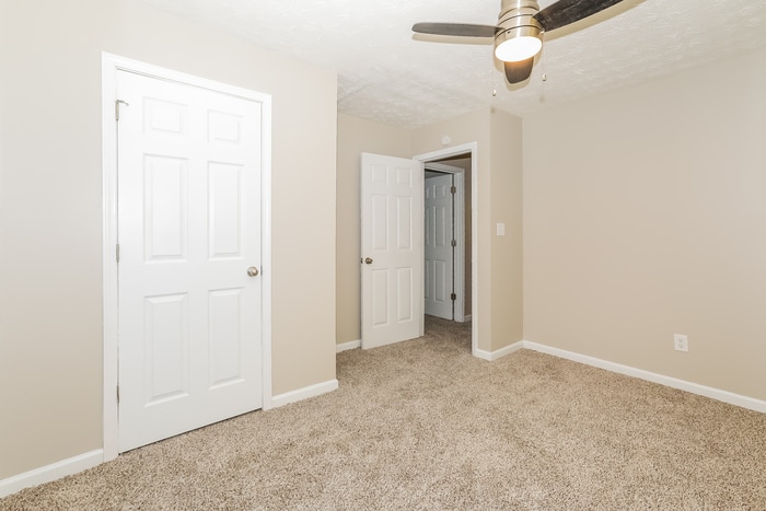 Building Photo - 120 Apache Dr