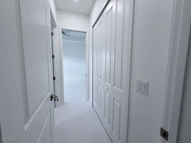 Building Photo - 477 Rayford St