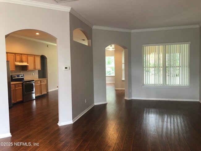 Building Photo - 12857 Chets Creek Dr N