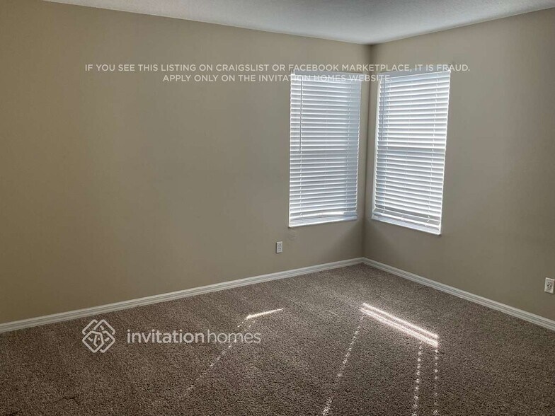 Building Photo - 1215 Lake Shore Ranch Dr