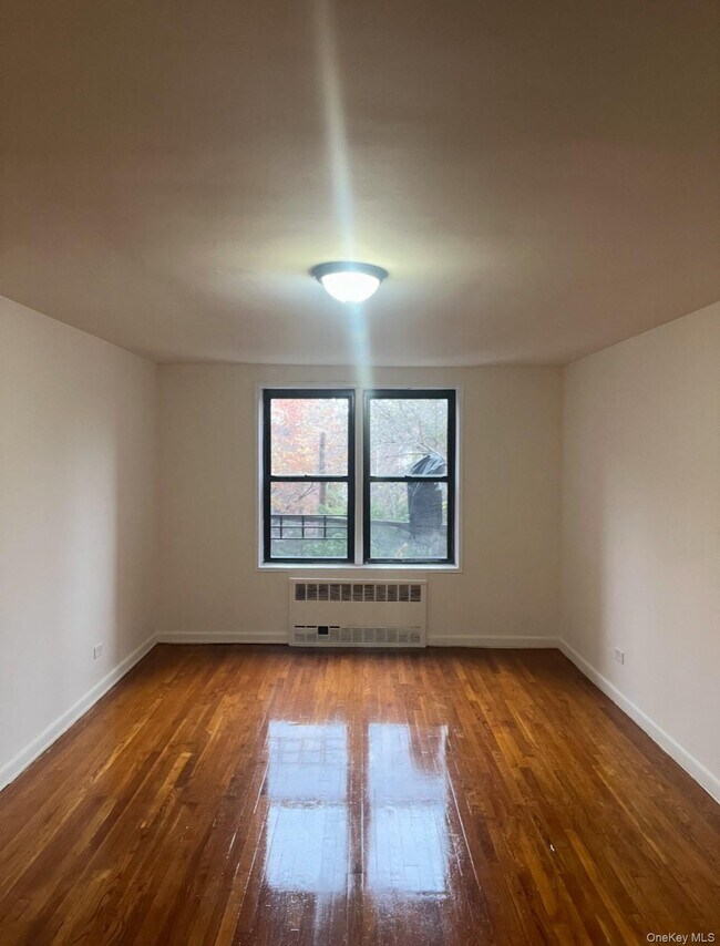 Building Photo - 89-20 55th Ave