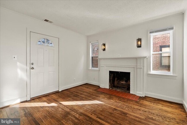 Building Photo - 6416 Blair Rd NW