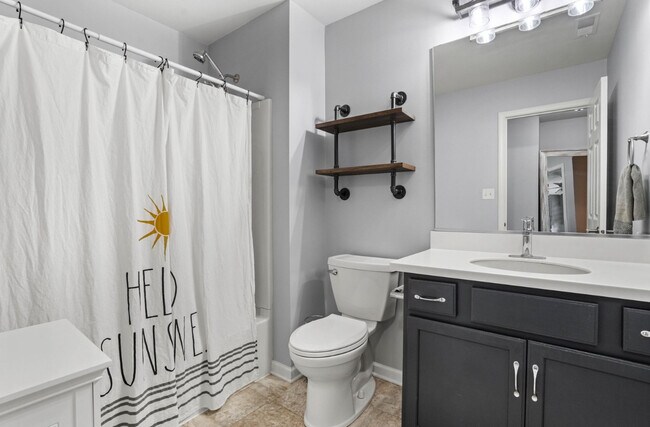 Building Photo - 11151 Vermont Cir