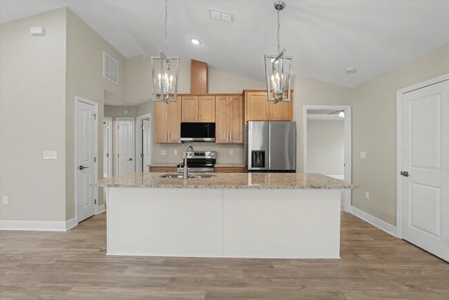 Building Photo - 37 Haida Trail