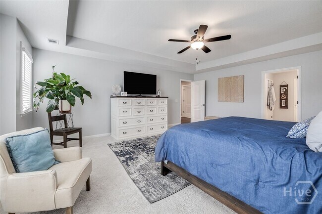 Building Photo - 114 Sams Dr