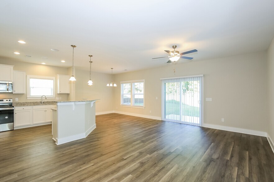 Building Photo - 1433 Feldspar Ct