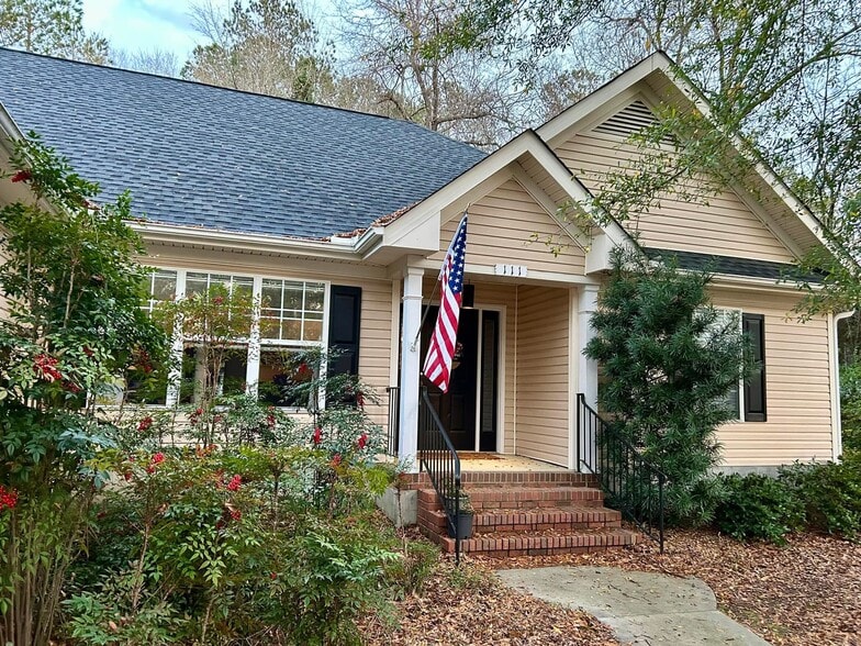 Primary Photo - 111 Antietam Dr