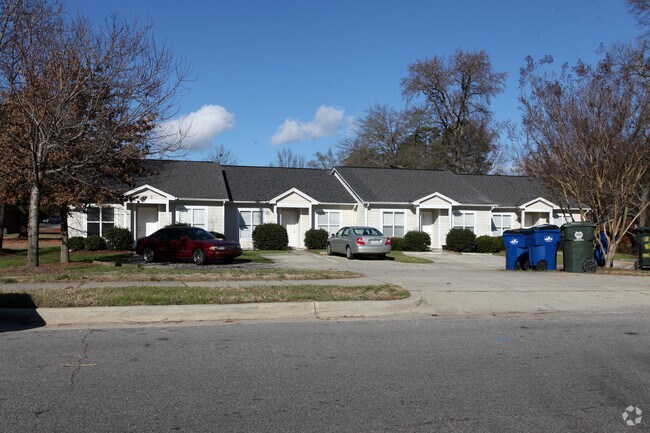 Primary Photo - 3515 Lake Woodard Dr