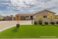 Building Photo - 975 Hemlock Ave