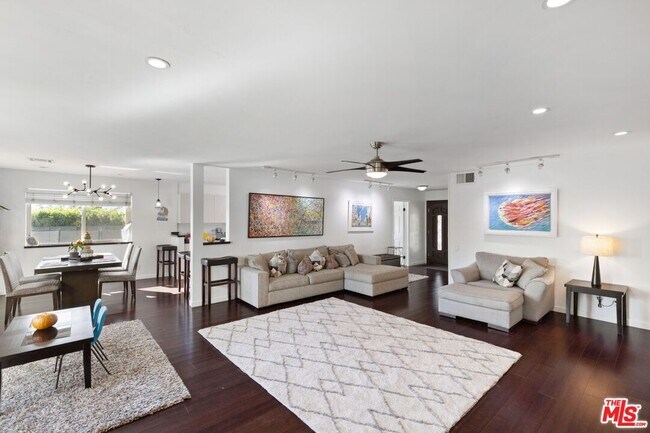 Building Photo - 7130 Gateshead Way