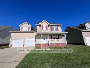 Building Photo - 1745 Cherrypoint Dr