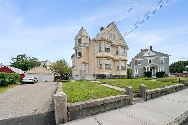 Primary Photo - 28 Federal Ave
