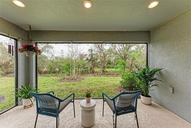 Building Photo - 12476 Oak Hill Way