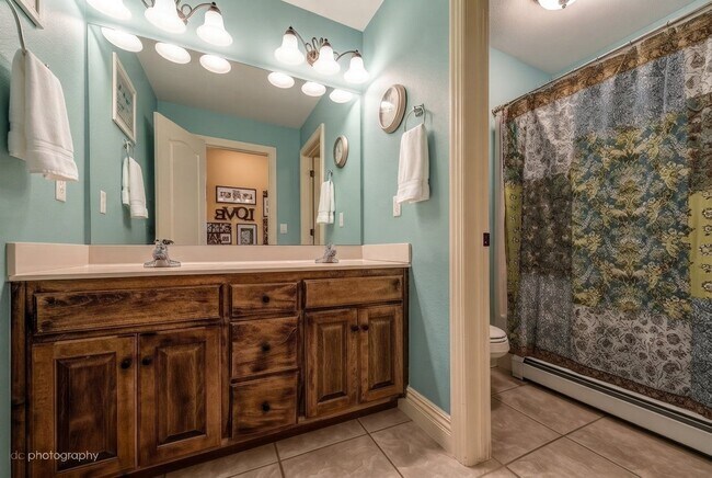 Building Photo - 5404 S Chimay Dr