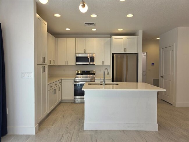 Building Photo - 3442 NW 36th Ave