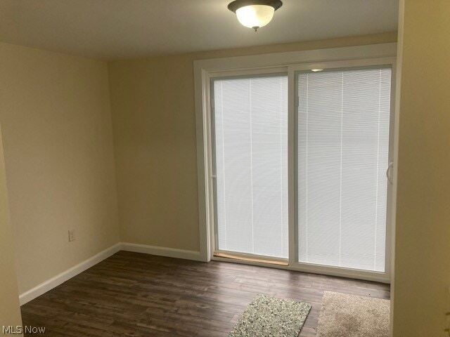 Building Photo - 310 N Mecca St