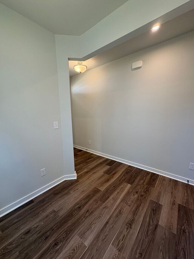 Building Photo - New Construction 3BR/2.5 BA in Griffith Lakes