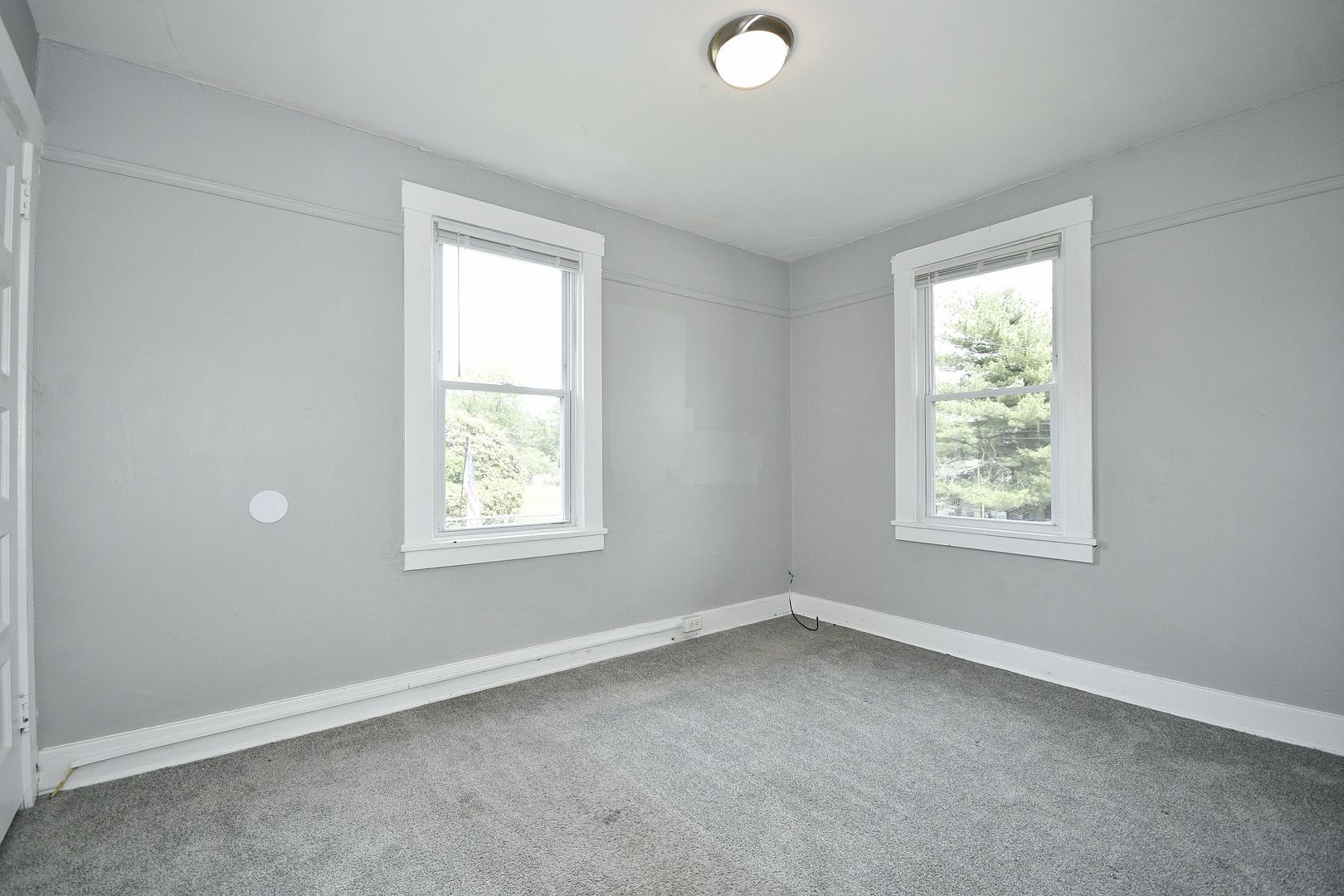 Building Photo - 1037 N 6th St