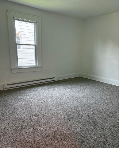 Building Photo - 1017 Main St