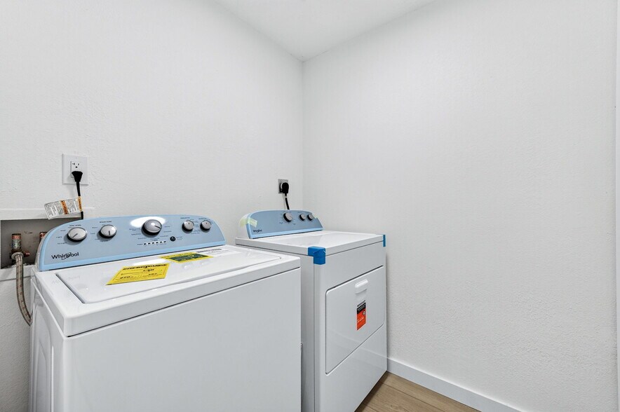 New washer & dryer included - 711 Avalon St SE