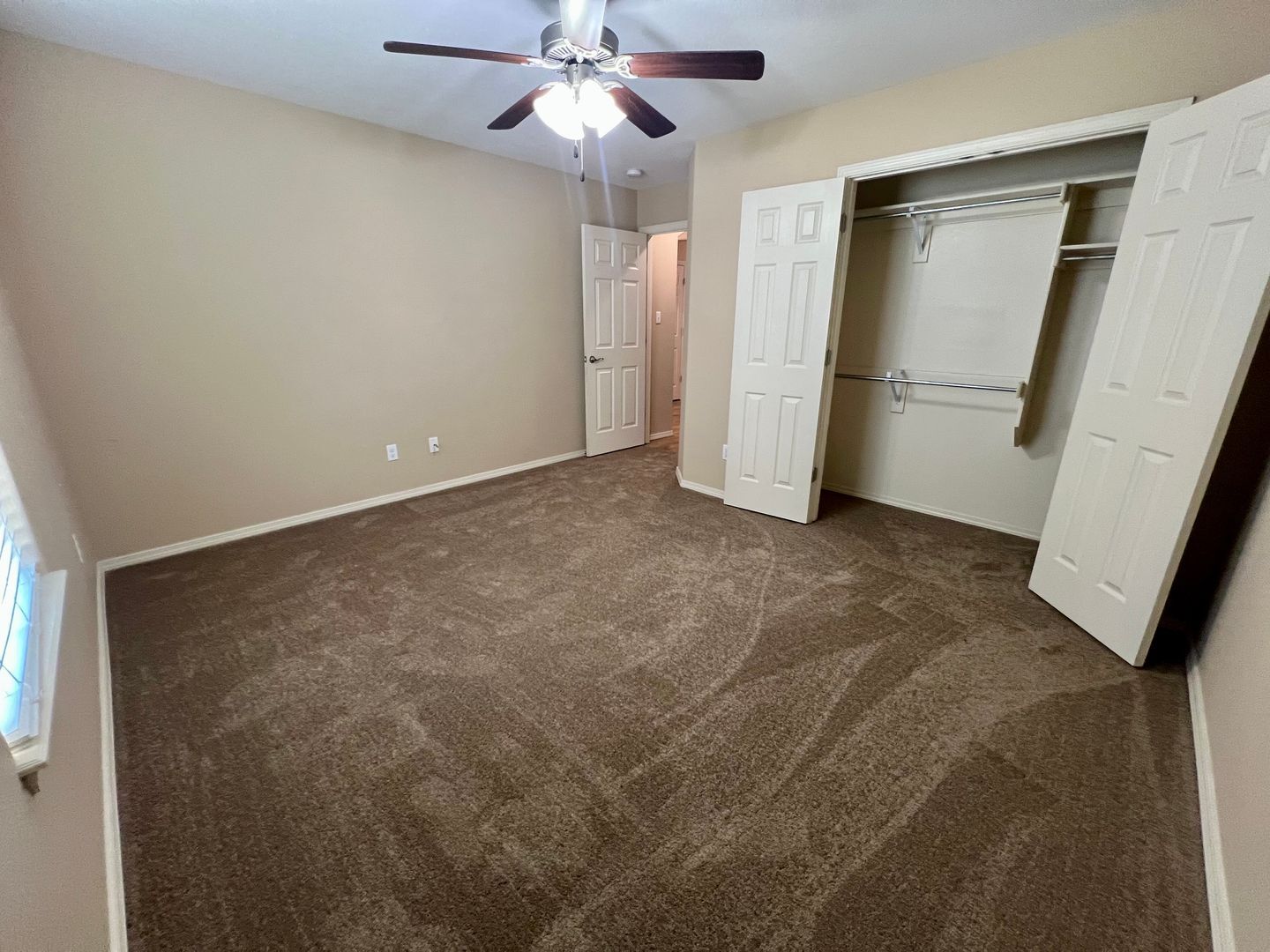 Building Photo - 601 Ridge Point Dr