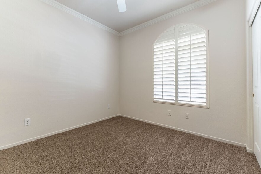 Building Photo - 4432 Lobero Ave