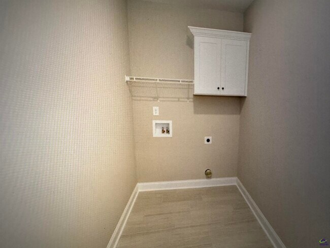 Building Photo - 104 Sutter Butte PL