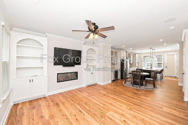 Building Photo - 105 Goodson Pl