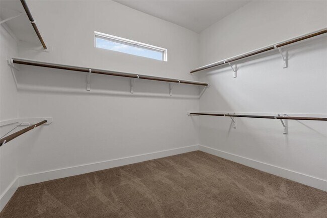 Building Photo - 1105 Legacy Xing