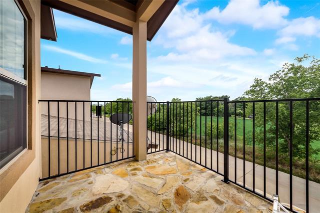 Building Photo - 3033 Solana Cir