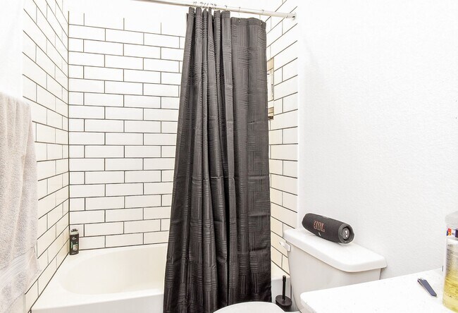 Building Photo - 4730 Torcello Fls Ln