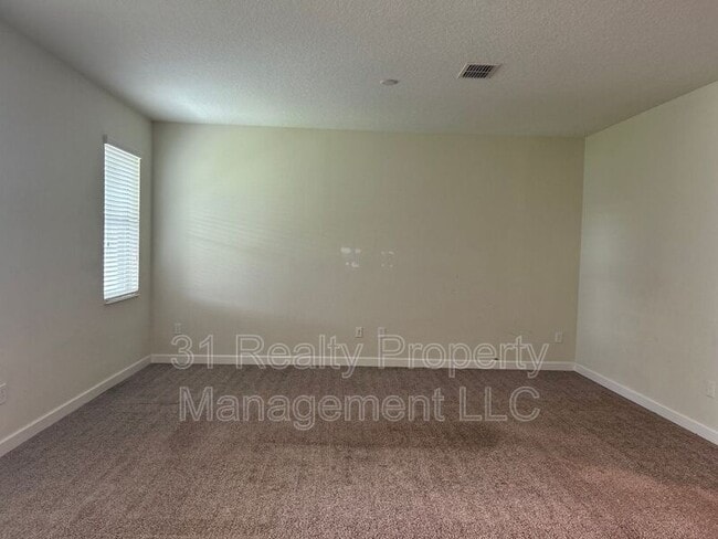 Building Photo - 11114 Sycamore Woods Dr